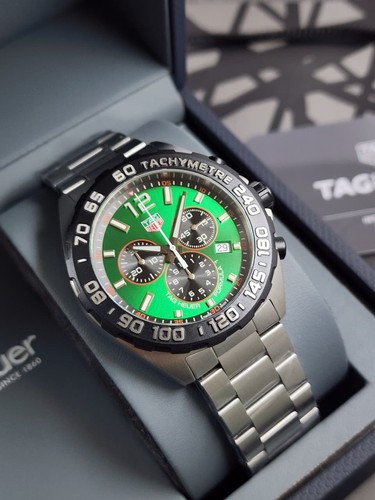 Tag heuer formula - 1, green