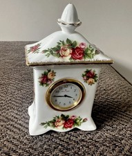 A Small Royal Albert Old Country Roses Mantle Clock Great Condition ❤️ 4.5” High