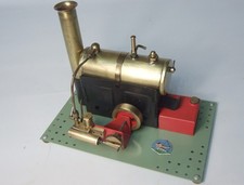 Luton Bowman PW203 live steam engine on Meccano type base