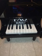 FAO SCHWARZ SCHOENHUT BLACK