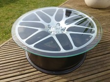 Alloy wheel table
