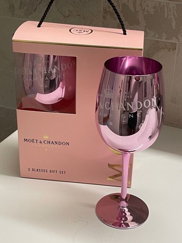 Moet chandon pink champagne - moet,