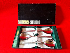Vintage Viners - STUDIO : Set