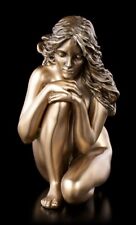 Female Nude Figure - Squatting