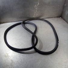 VW Touareg 7L 3.0V6 TDi 2003-2010 Passenger/Left/NS Rear Door Rubber Seal