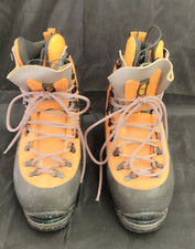 Salomon Super Mountain boots