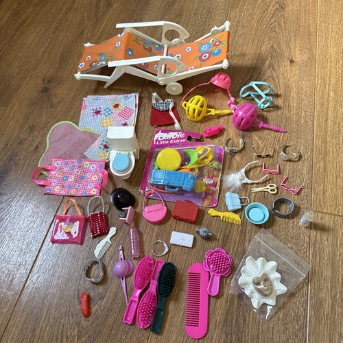 Barbie doll accessories bundle - barbie,