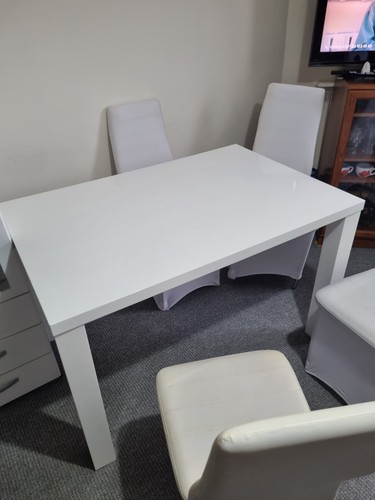 Table and chairs set - chairs,