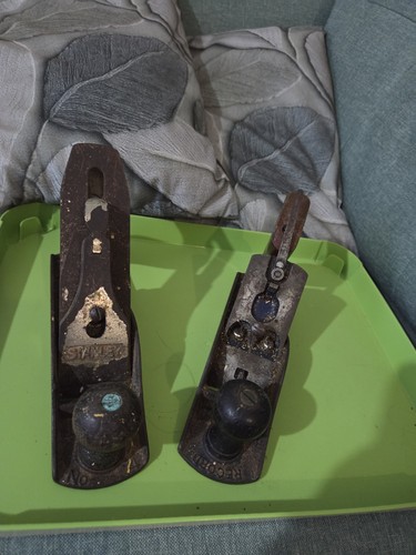 Vintage wood planes 1 - 2,