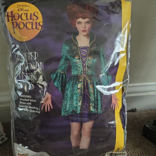 Hocus pocus winifred - hocus, sanderson