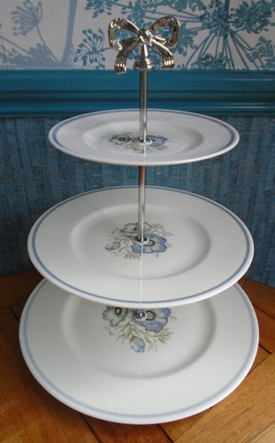 Tier cake stand wedgwood - cake,