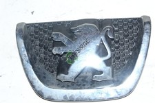 2010 PEUGEOT 207 5 DOOR BUMPER BADGE