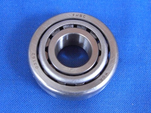 Jaguar daimler rear lower hub - jaguar,