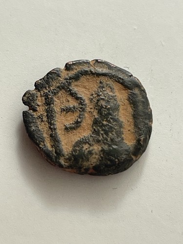 Justin nummi byzantine coin - byzantine,