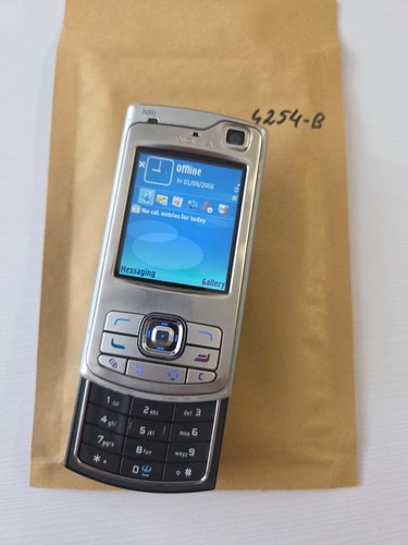 Vintage nokia n80 mobile - nokia,
