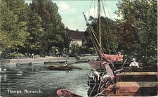 Boating On River Yare Thorpe