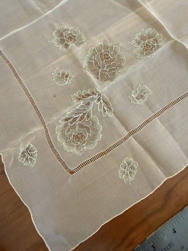Vtg peach sheer - vtg, lace