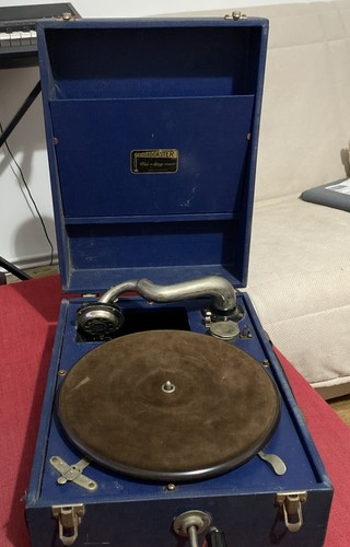 Vintage 1930 broadcaster - 1930,
