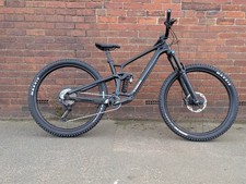 Trek Fuel EX 9.8 Gen 6. Amazing condition, loads of brand New parts! M/L Size 
