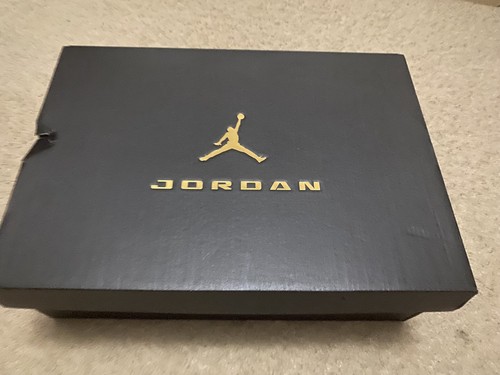 Nike jordans empty shoe - empty,