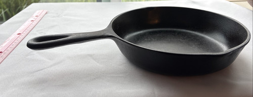 Vtg cast iron skillet - cast,