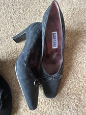 Ladies Magrit Black Shoes Size 7