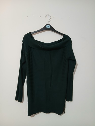 Lovely dark green jumper - dark, by