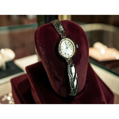 Vintage tradition watch 10k - vintage,