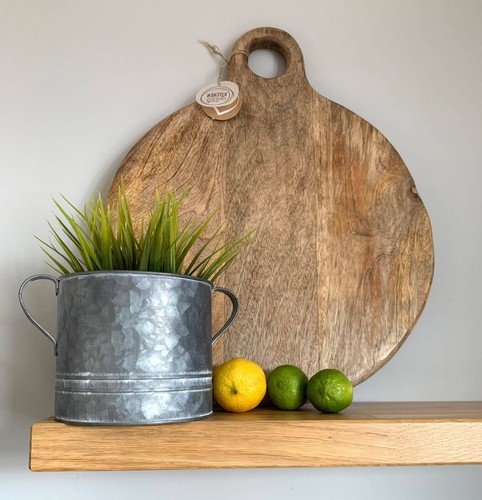 Wooden chopping board round - wooden,