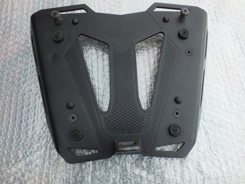 Givi m8b alloy fitting plate - givi,