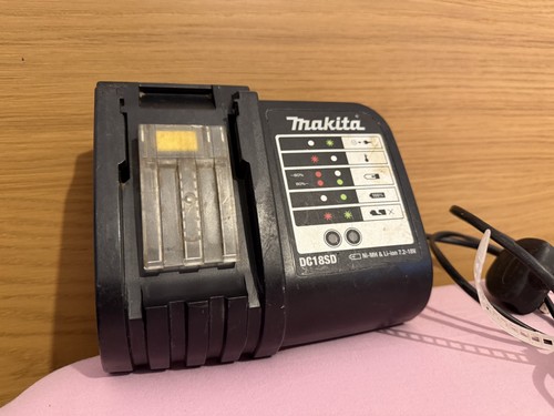 Makita battery charger dc18sd - charger,
