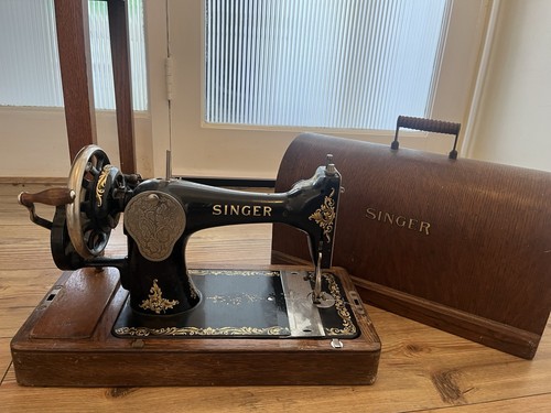 Vintage singer sewing machine - singer,