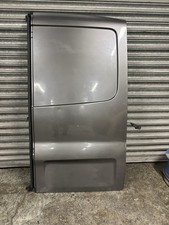 RENAULT TRAFFIC 2014-2019 REAR