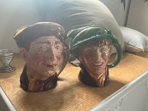 Pair 1946 royal - pair, toby