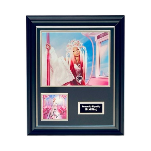 Nicki minaj signed photo - minaj,