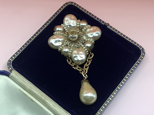 Large vintage baroque - vintage, faux
