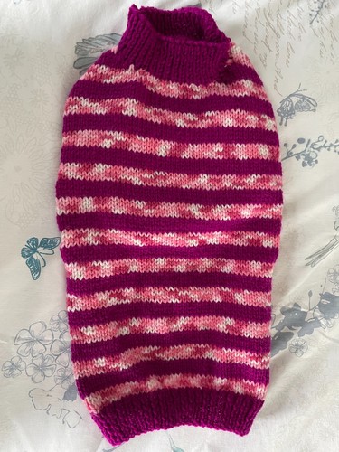 Hand knitted stripe pattern - stripe,