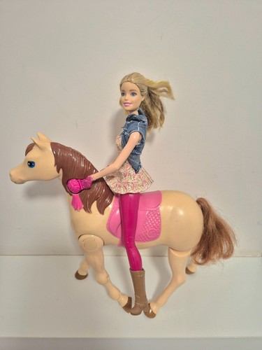 Barbie saddle ride - n, walking