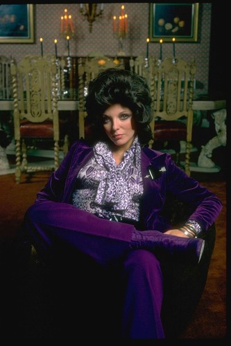 Joan collins 5 - collins, 8.5"