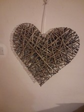 Large Full Antique Wash Wicker Heart
