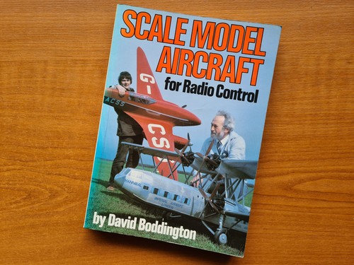 Scale model aircraft - model, radio