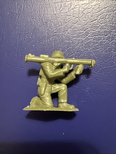 1960 louis marx ww2 bazooka - 1960's,