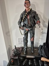 ENTERBAY HD Masterpiece 1/4 Scale Terminator T-800 Battle Damaged Figure