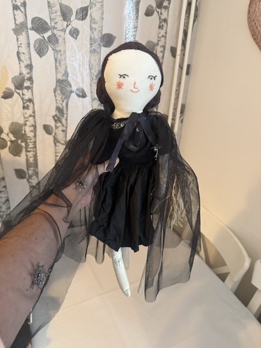 Meri luna - meri, witch