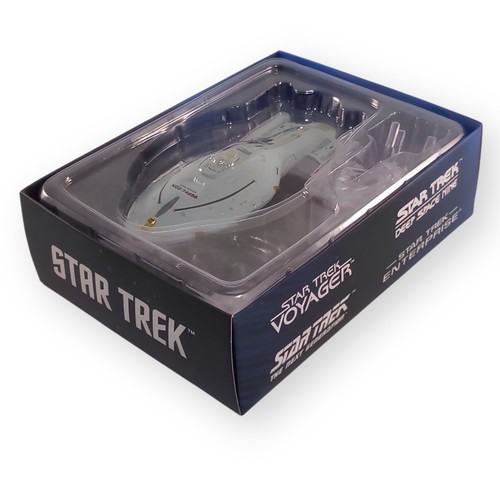 Eaglemoss uss voyager - eaglemoss,
