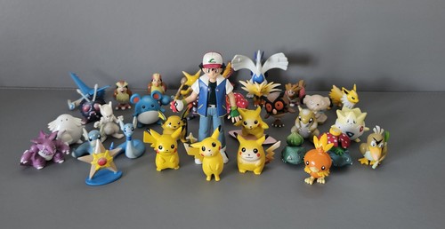 Vintage pokemon battle - pokemon, figures