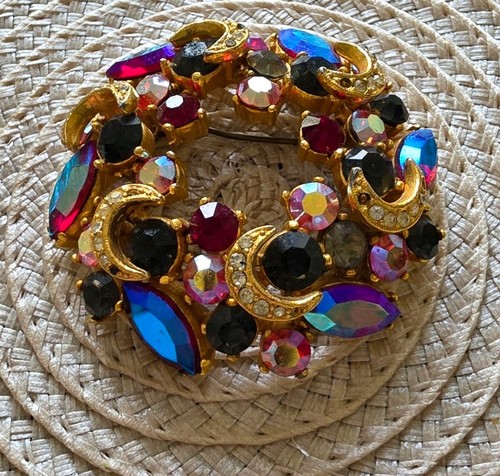 Sphinx statement - 50's,