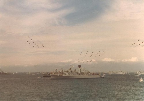 Photo 6x4 fleet review - photo,