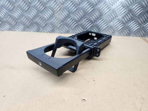 Toyota avensis cup holder - cup,
