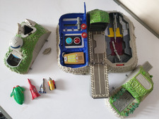 2004 Thunderbirds Tracy Island Venture Bandai Vintage not complete